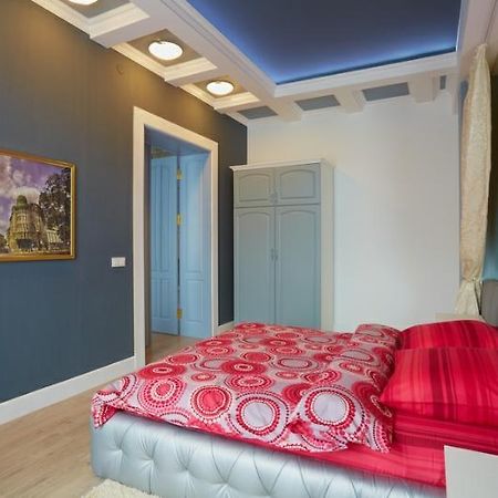 Apartments On Prospekt Svobody 24 リヴィウ エクステリア 写真